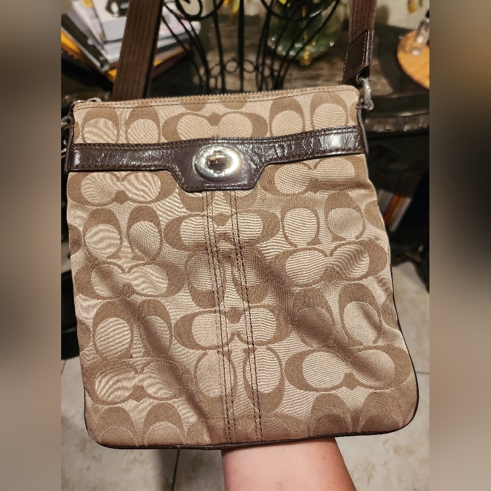 Coach Signature Shoulder Bag